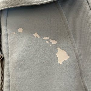 Lululemon Scuba oversized funnel neck with Hawaii Islands